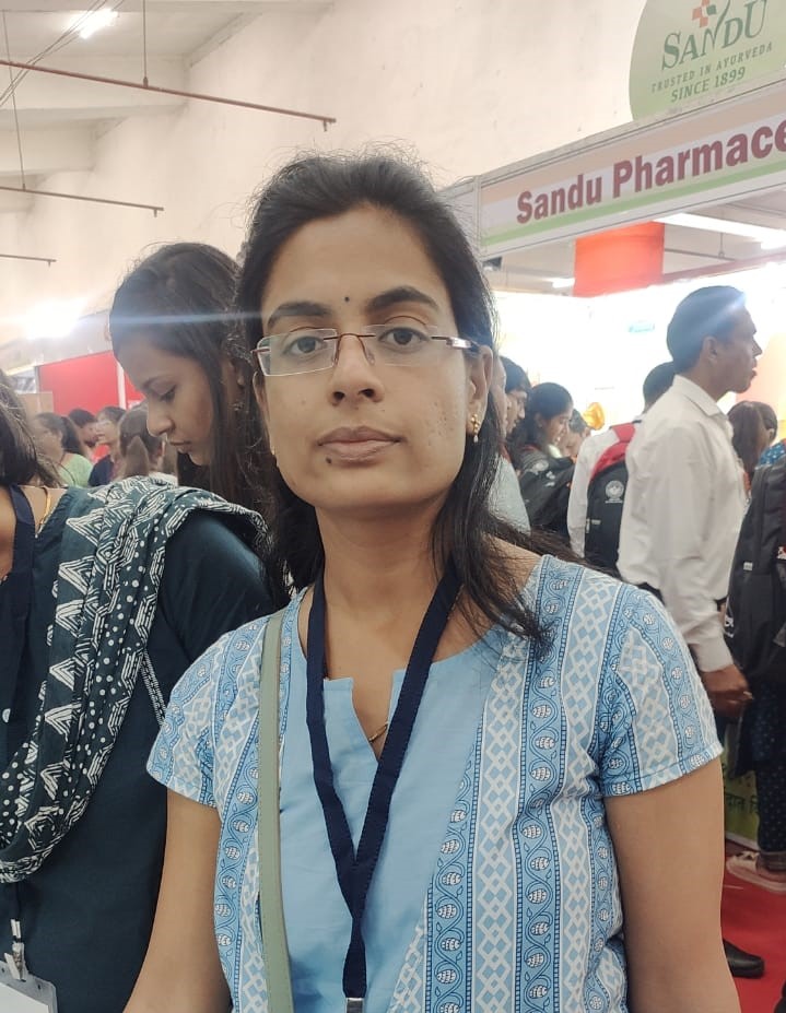 Dr Uma Aher